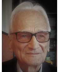 prof. dr hab. Zygmunt Marian Szweykowski, emerytowany profesor zwyczajny